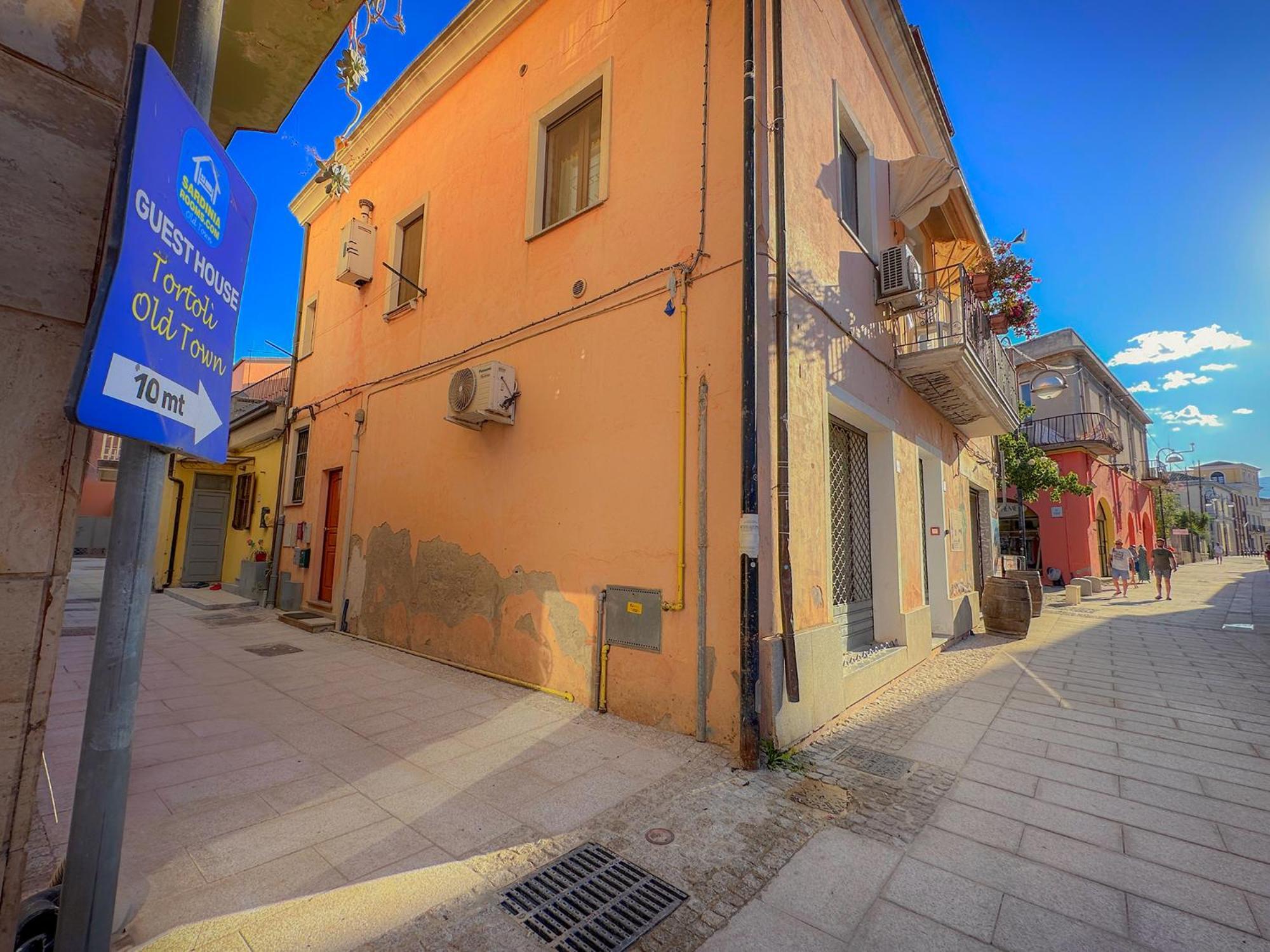 Sardiniarooms Tortoli Old Town ภายนอก รูปภาพ